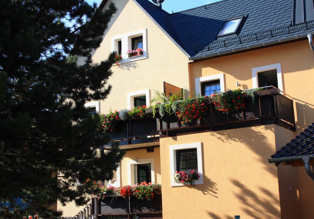 Aparthotel Romantik Landhaus Drezno Zewnętrze zdjęcie