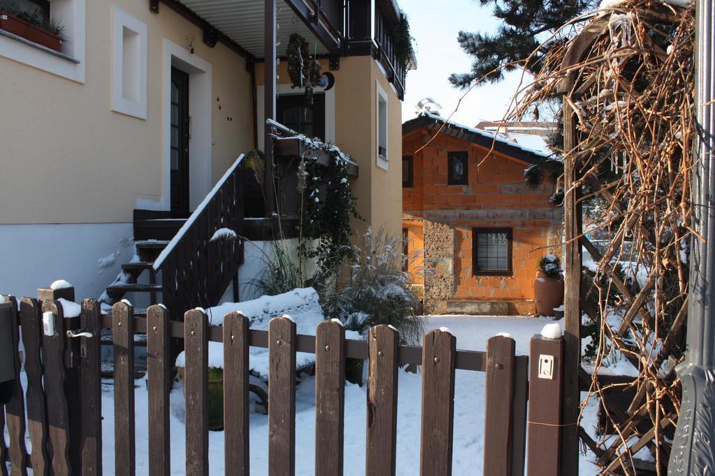 Aparthotel Romantik Landhaus Drezno Zewnętrze zdjęcie